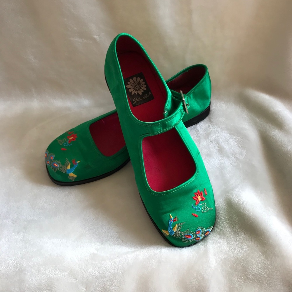Yellow Box sandals